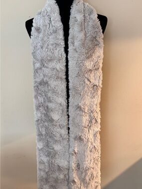 dylan Plush Faux Fur Scarf